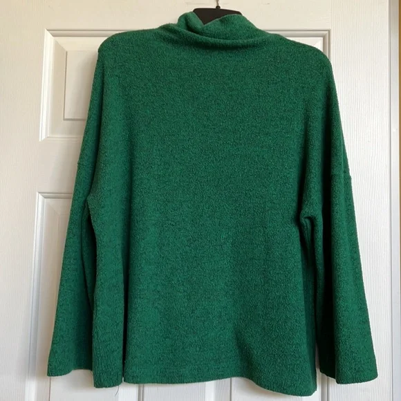 Colins basic top - Picture 2 of 9